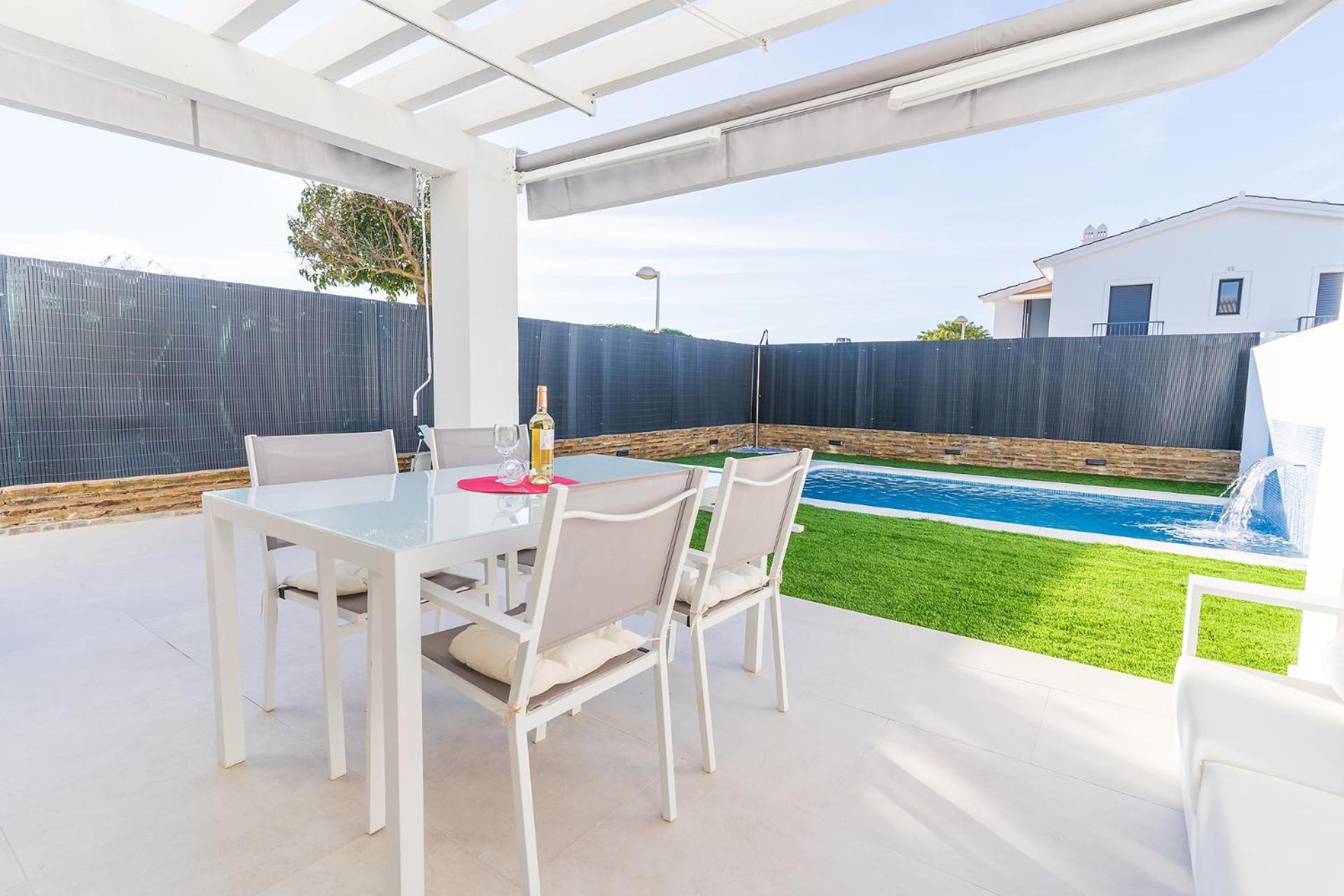 Pareado Con Piscina En Vakantiehuis *